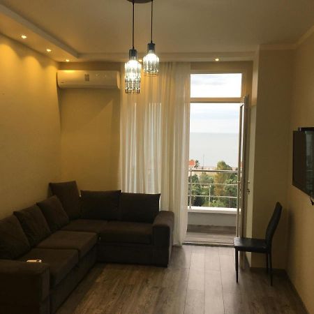 Apartment On Khimshiashvili 11A Batumi Luaran gambar