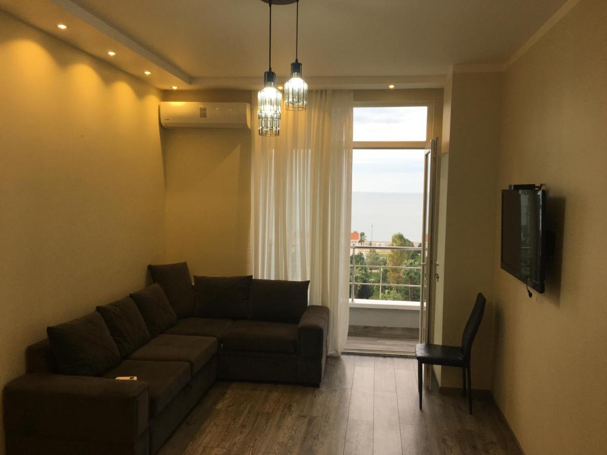 Apartment On Khimshiashvili 11A Batumi Luaran gambar